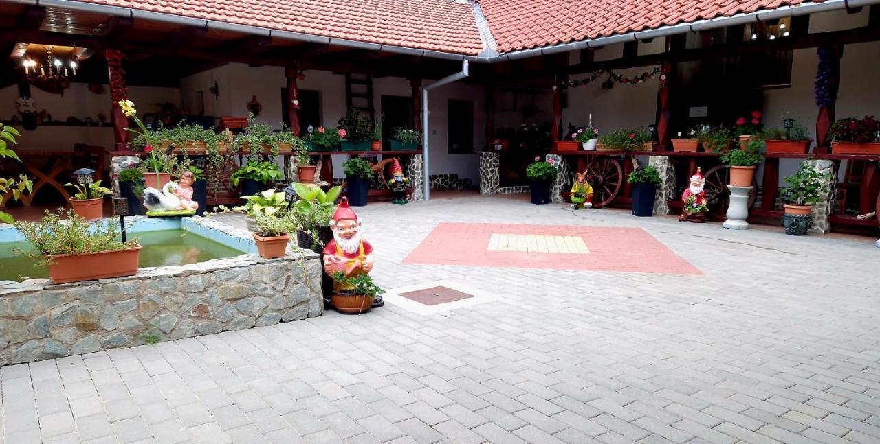 Вилла Mehadica House Экстерьер фото